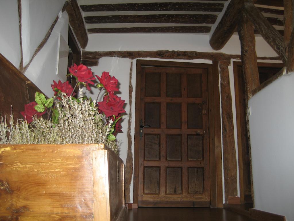 Casa Rural Margarita'S Сотильо-де-ла-Рибера Номер фото