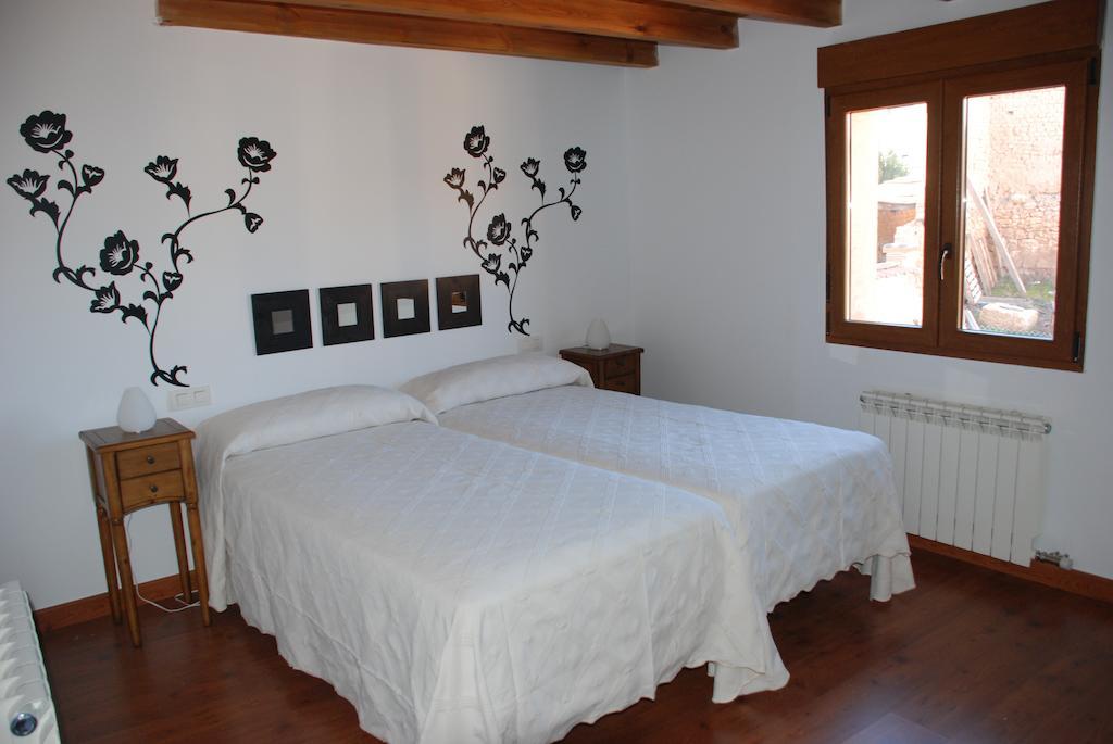 Casa Rural Margarita'S Сотильо-де-ла-Рибера Номер фото
